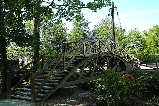 A full-size wooden bridge built from Leonardo da Vinci's drawings in the park of Clos Lucé